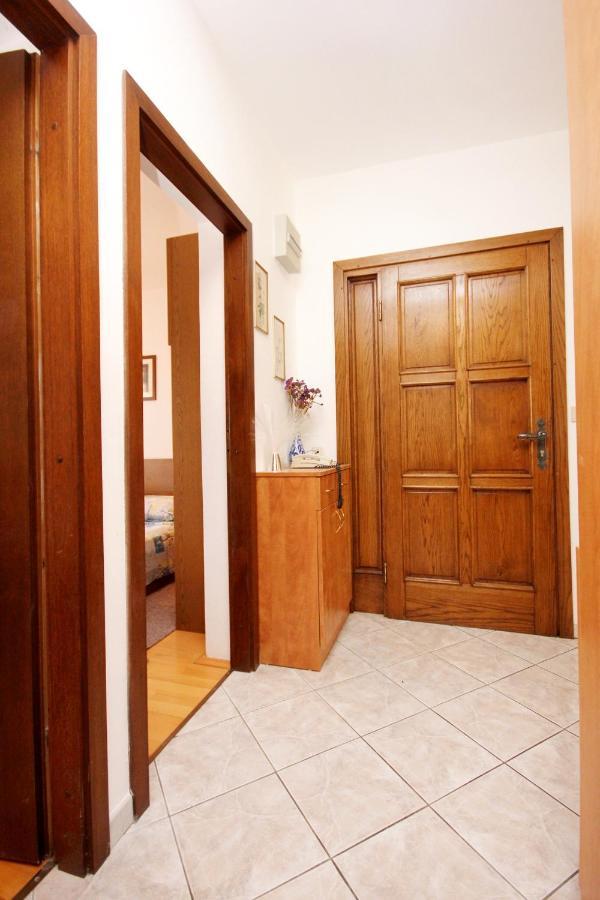 Apartments By The Sea Sevid, Trogir - 9468 외부 사진